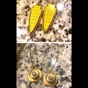 Gold jewelry set , necklace and two sets of earrings
